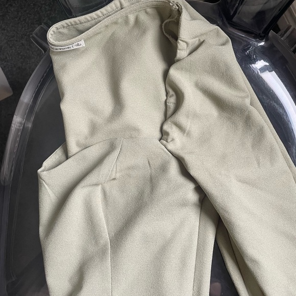 Abercrombie Blouse - Picture 2 of 3